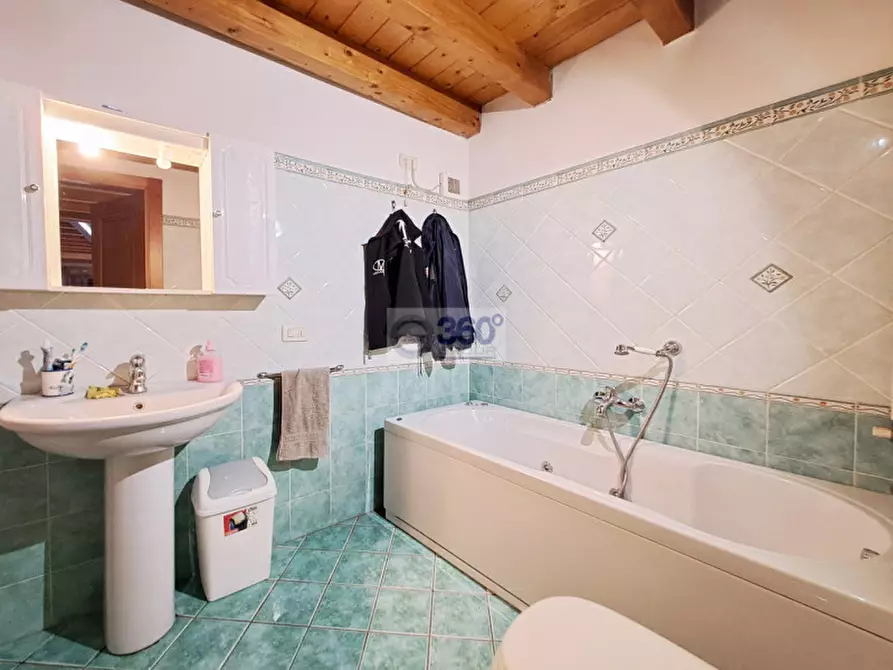 Immagine 10 di Casa indipendente in vendita  in Piazza Rota a Bovezzo