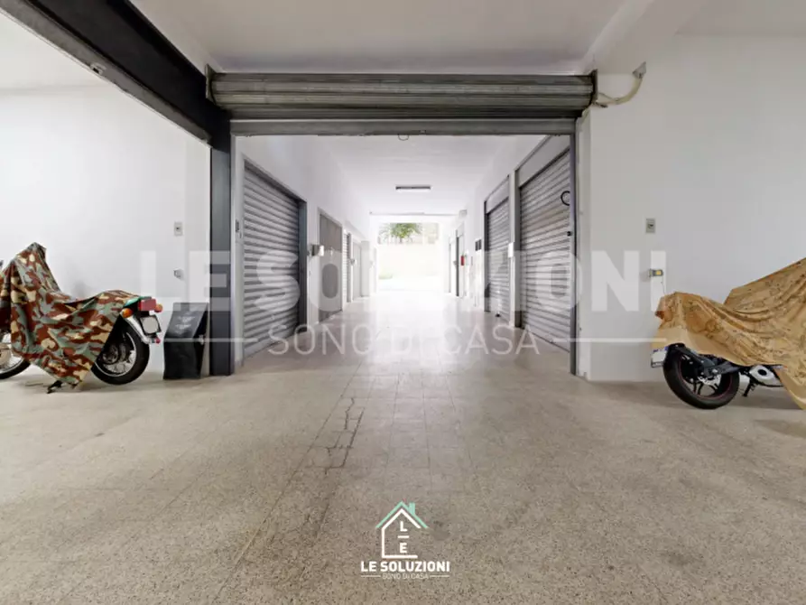Immagine 7 di Garage in vendita  in Via XXV Aprile 27 a Putignano