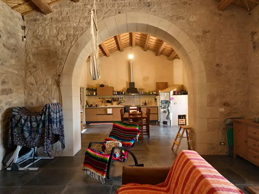 Immagine 1 di Casa indipendente in vendita  in Contrada Saitta a Modica