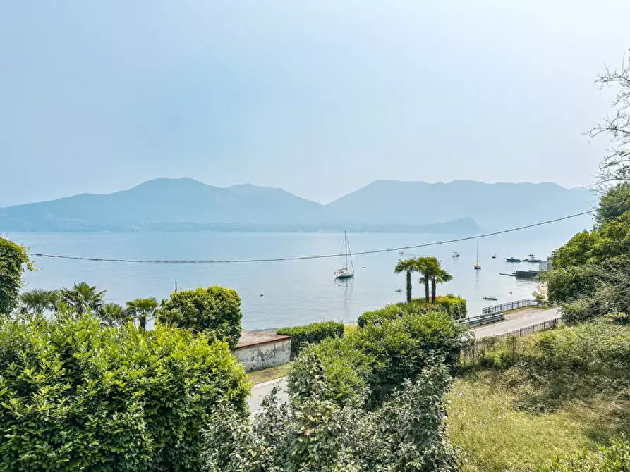 Immagine 3 di Casa bifamiliare in vendita  in via nazionale, n, 56 a Oggebbio