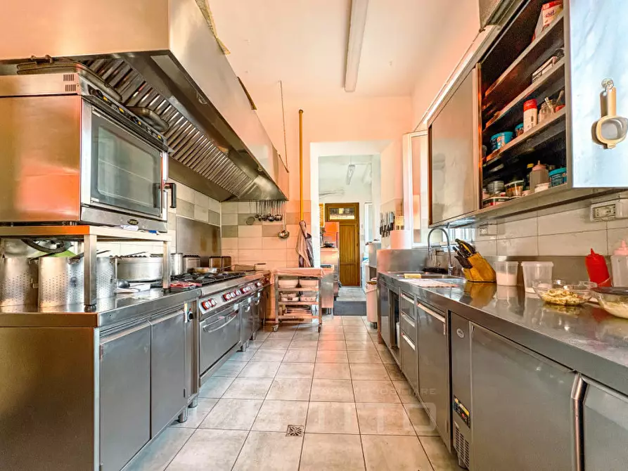 Immagine 18 di Attività commerciale in vendita  in Via Gaetano Zuccone 1 a Quarona