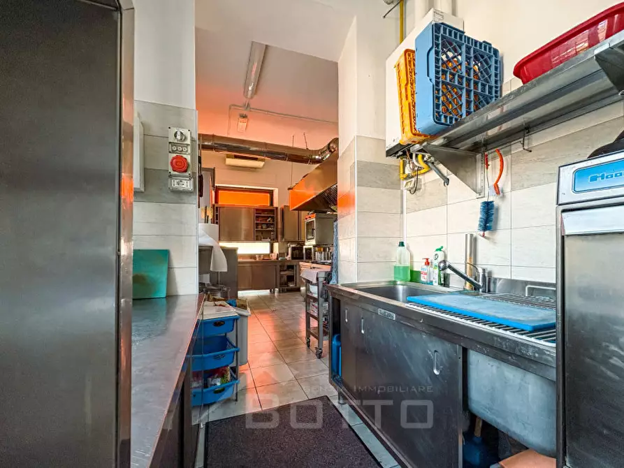 Immagine 19 di Attività commerciale in vendita  in Via Gaetano Zuccone 1 a Quarona