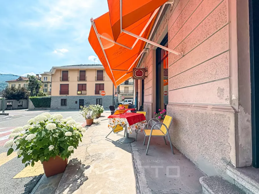 Immagine 22 di Attività commerciale in vendita  in Via Gaetano Zuccone 1 a Quarona