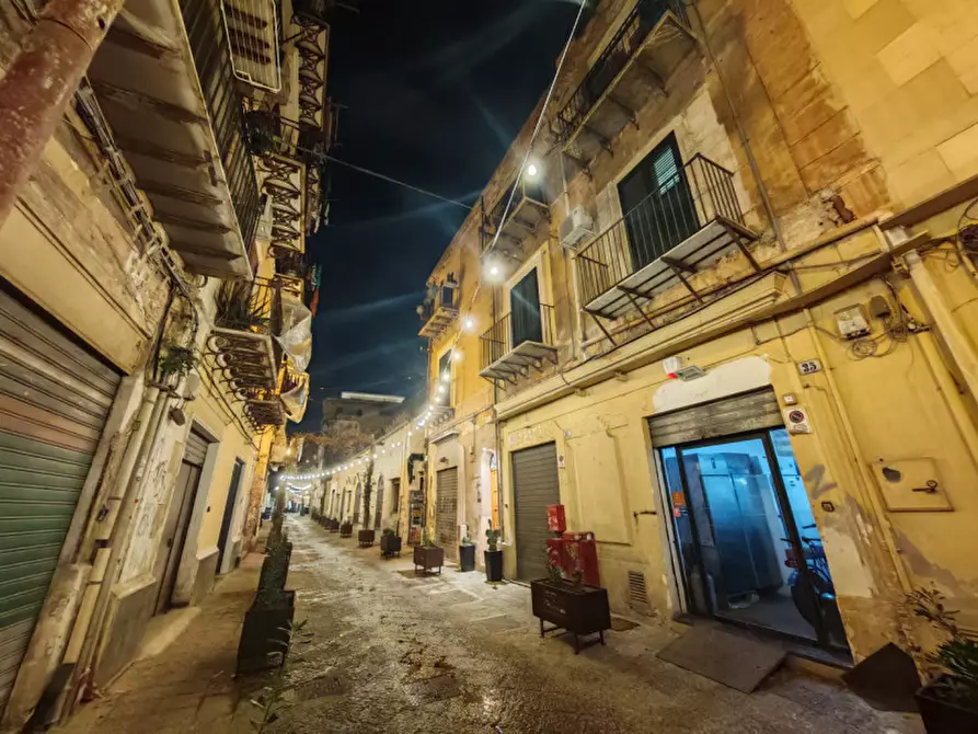Immagine 10 di Appartamento in vendita  in Via Candelai 39 a Palermo