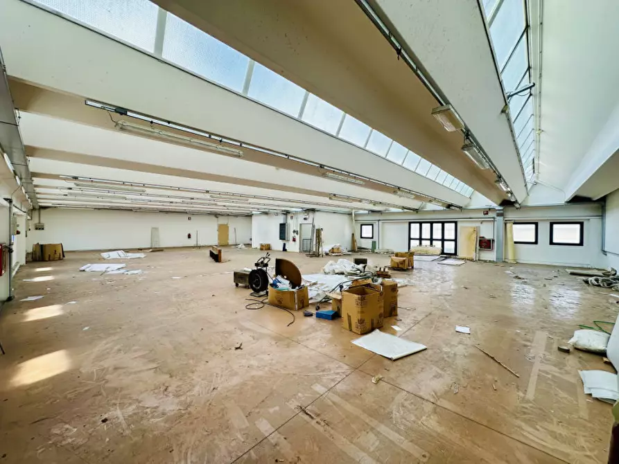 Immagine 1 di Capannone industriale in affitto  a Cittadella