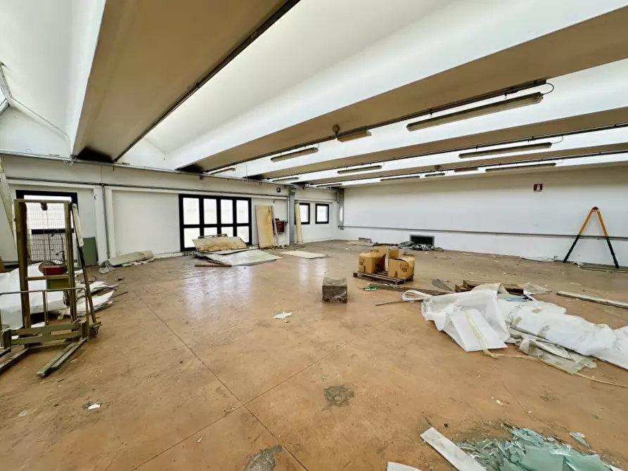 Immagine 2 di Capannone industriale in affitto  a Cittadella