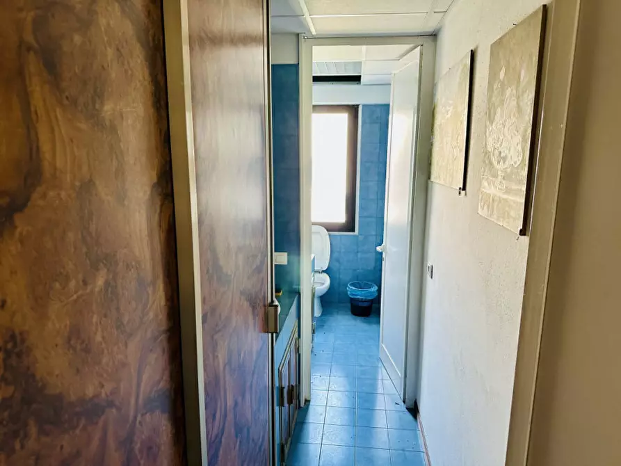 Immagine 13 di Capannone industriale in affitto  a Cittadella