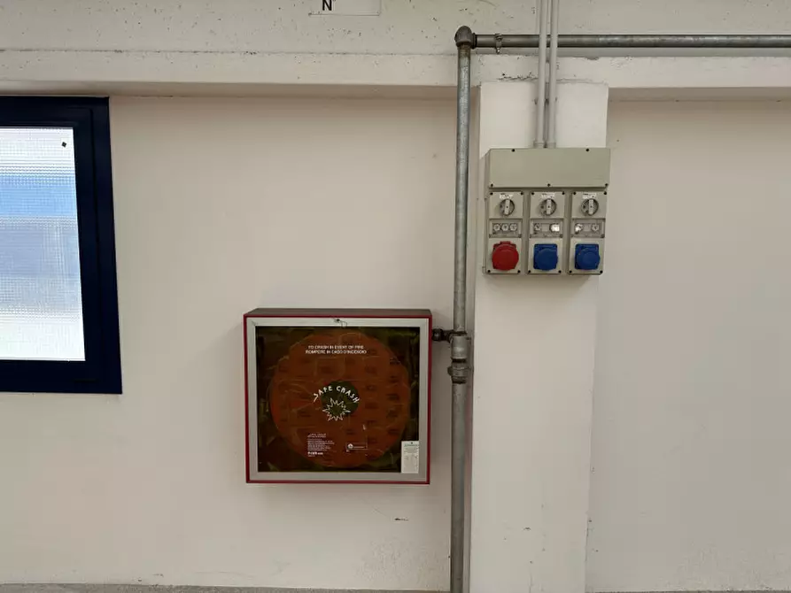 Immagine 15 di Capannone industriale in affitto  a Cittadella