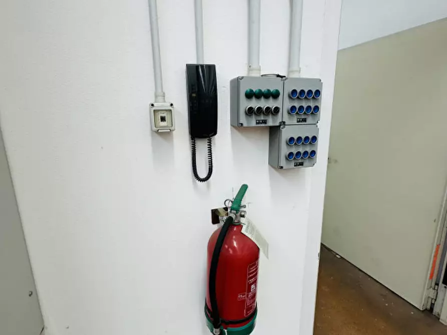 Immagine 17 di Capannone industriale in affitto  a Cittadella