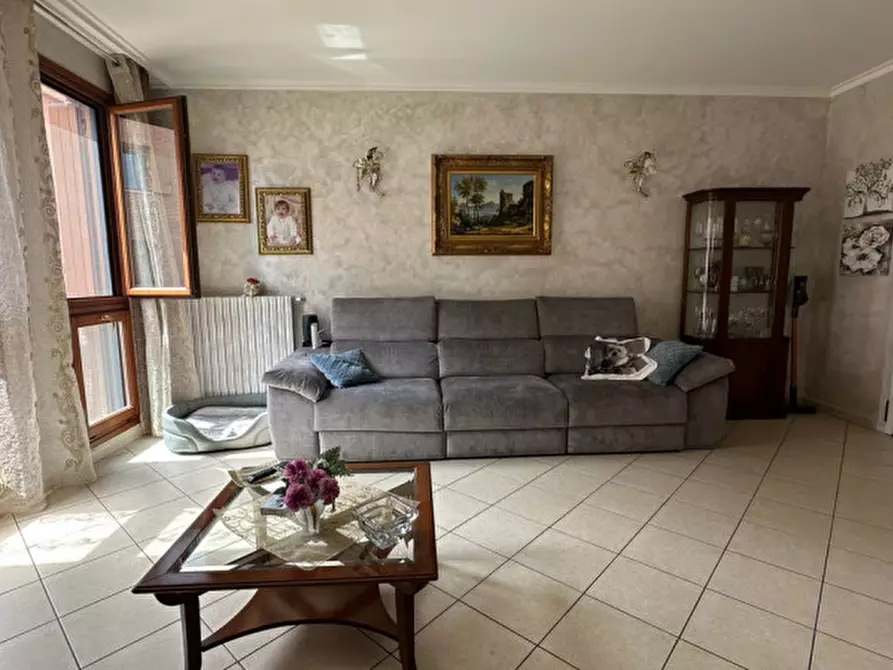 Immagine 2 di Appartamento in vendita  in VIA ABERTI a Carpi