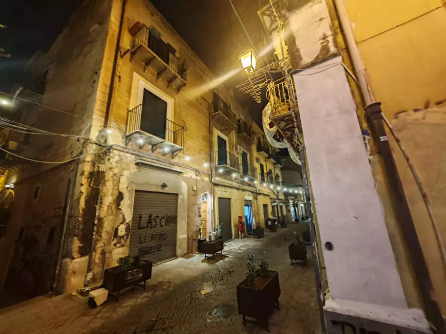 Immagine 14 di Appartamento in vendita  in Via Candelai 39 a Palermo