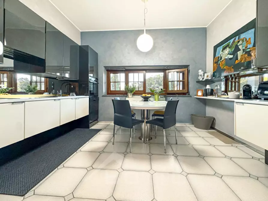 Immagine 9 di Villa in vendita  in Via Gaudenzio Ferrari 93 a Ghislarengo