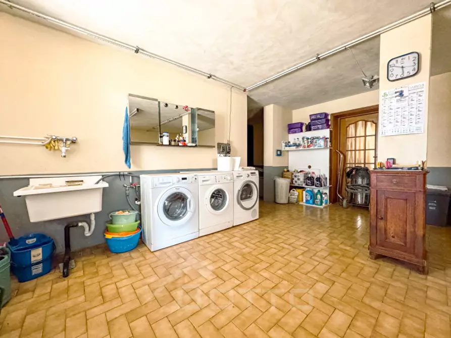 Immagine 43 di Villa in vendita  in Via Gaudenzio Ferrari 93 a Ghislarengo