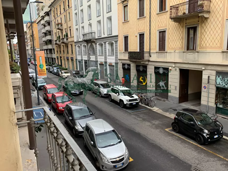 Immagine 14 di Appartamento in vendita  in Via Generale Gustavo Fara 6 a Milano