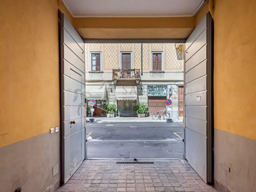 Immagine 20 di Appartamento in vendita  in Via Generale Gustavo Fara 6 a Milano