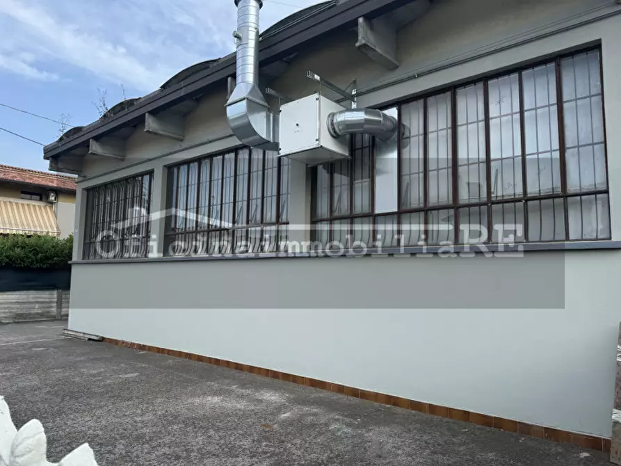 Immagine 2 di Capannone industriale in vendita  in Via Callesette a Fosso'