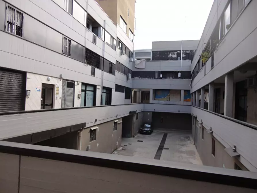 Immagine 1 di Appartamento in vendita  in via x marzo a Modugno