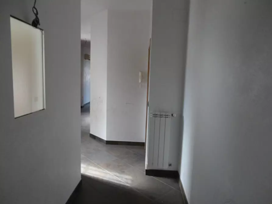 Immagine 5 di Appartamento in vendita  in via x marzo a Modugno