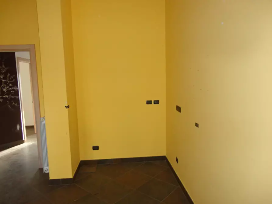 Immagine 8 di Appartamento in vendita  in via x marzo a Modugno