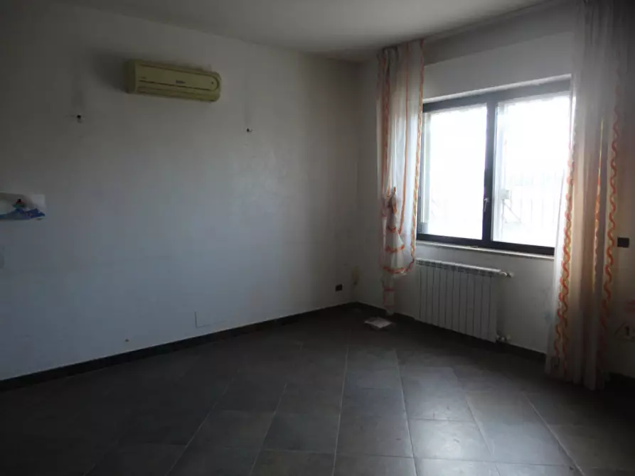 Immagine 12 di Appartamento in vendita  in via x marzo a Modugno