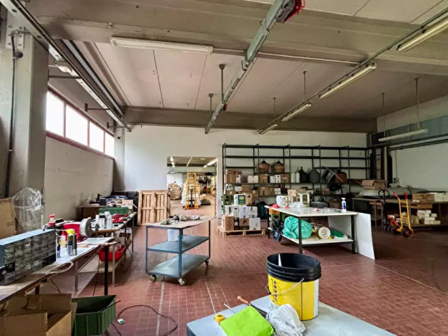 Immagine 10 di Capannone industriale in vendita  in Beniamino Franklin a Carpi