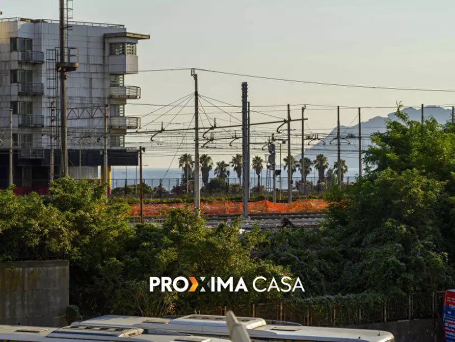 Immagine 2 di Appartamento in vendita  in Via Leonino Vinciprova 32 a Salerno