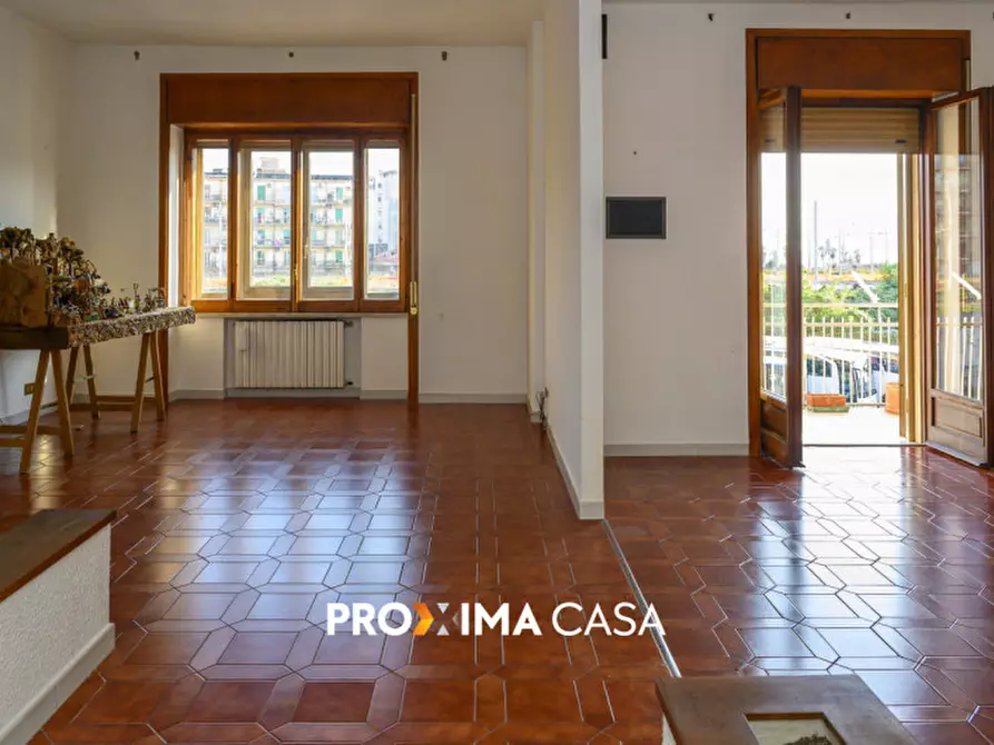 Immagine 4 di Appartamento in vendita  in Via Leonino Vinciprova 32 a Salerno