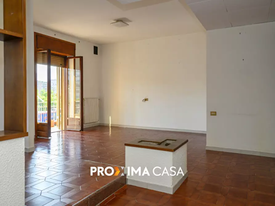 Immagine 8 di Appartamento in vendita  in Via Leonino Vinciprova 32 a Salerno