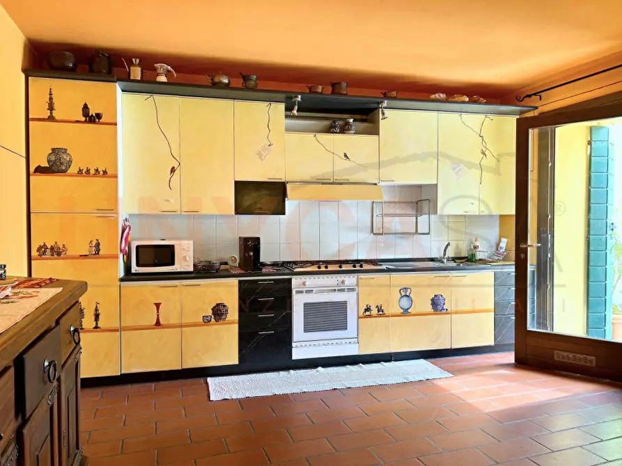 Immagine 30 di Agriturismo in vendita  a Cinto Euganeo