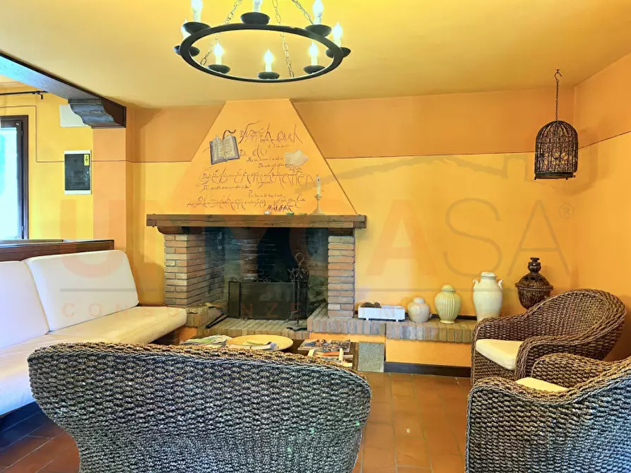 Immagine 32 di Agriturismo in vendita  a Cinto Euganeo