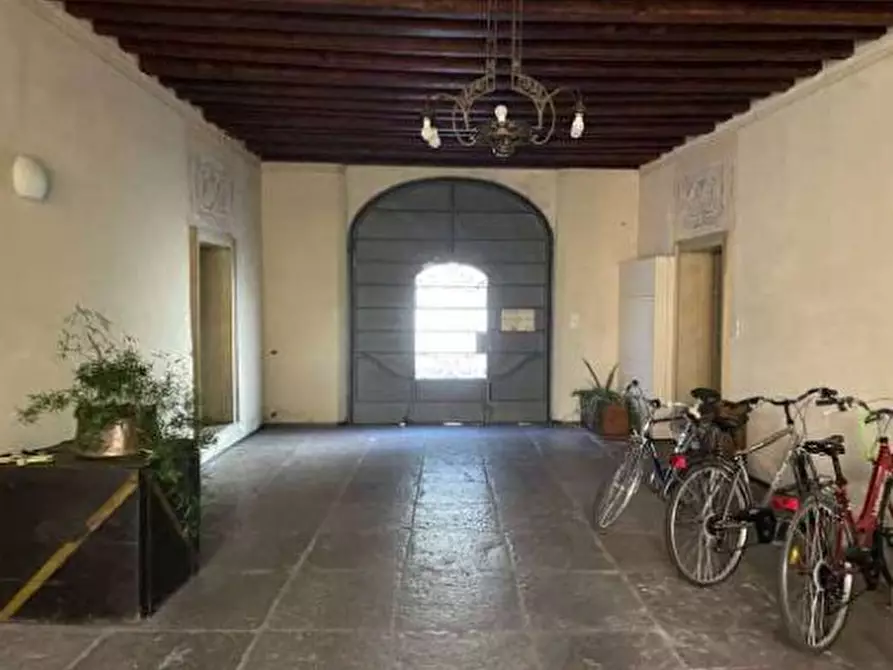 Immagine 4 di Palazzo in vendita  in Via Giuseppe Garibaldi, 82 a Oderzo