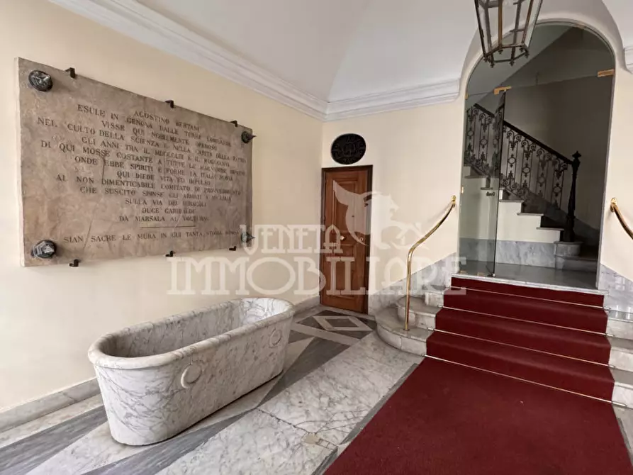 Immagine 1 di Appartamento in vendita  in VIA CAIROLI a Genova