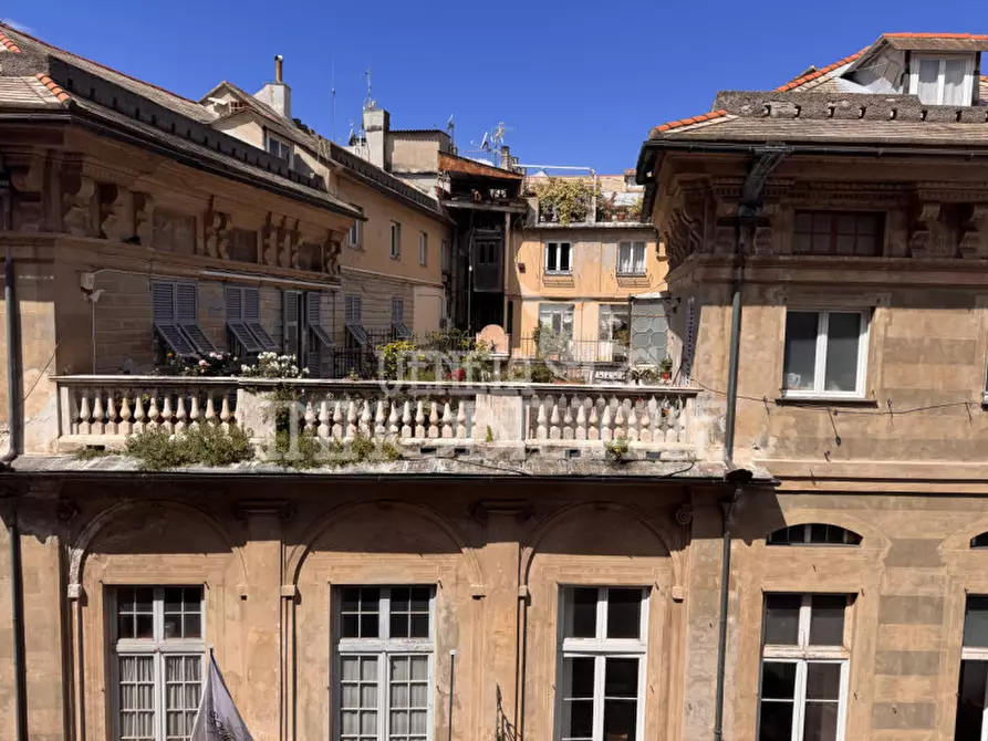 Immagine 12 di Appartamento in vendita  in VIA CAIROLI a Genova
