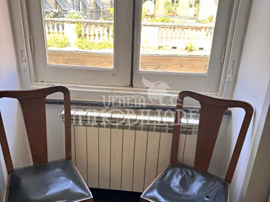 Immagine 17 di Appartamento in vendita  in VIA CAIROLI a Genova