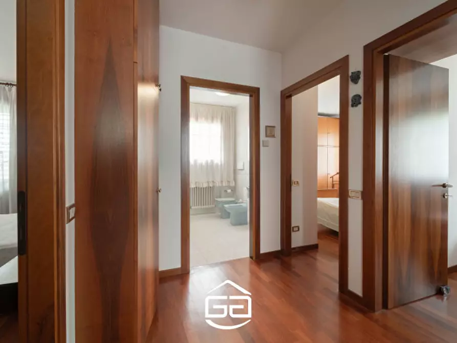 Immagine 18 di Casa bifamiliare in vendita  in Via Crosara, 2/E a Bolzano Vicentino