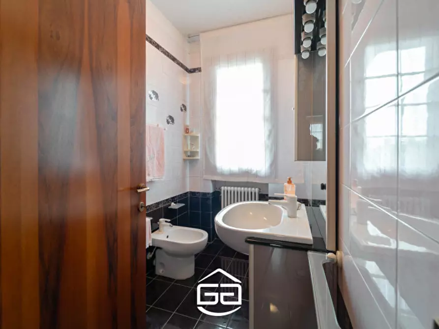 Immagine 33 di Casa bifamiliare in vendita  in Via Crosara, 2/E a Bolzano Vicentino