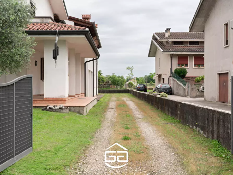 Immagine 48 di Casa bifamiliare in vendita  in Via Crosara, 2/E a Bolzano Vicentino