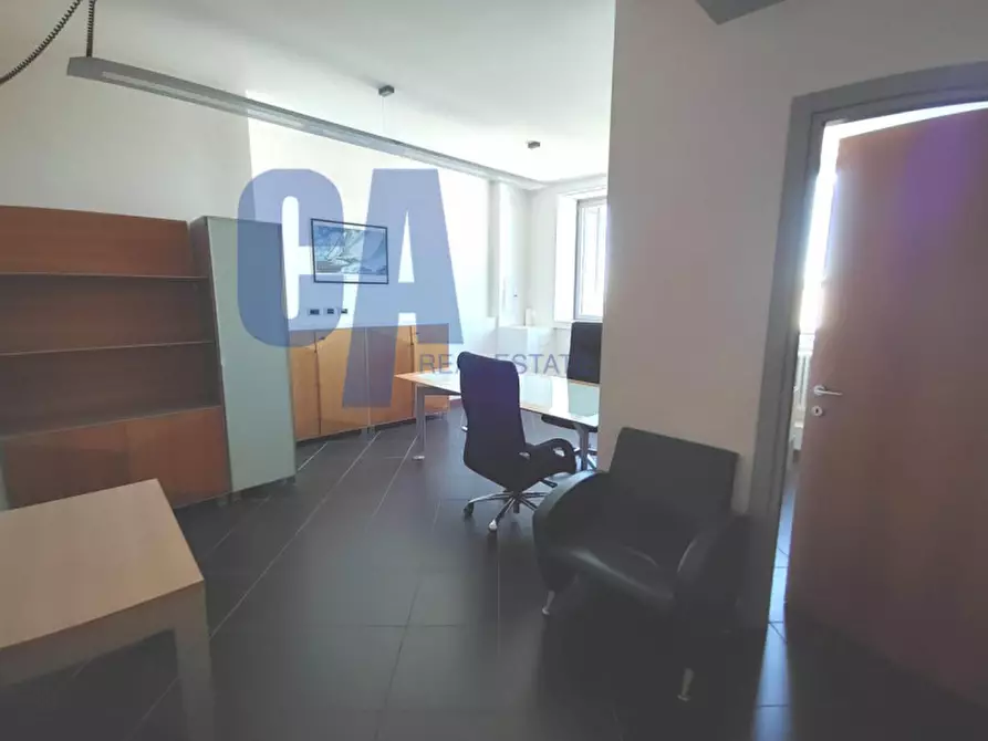Immagine 10 di Ufficio in affitto  in VIA SCHIEVANO ENRICO a Milano