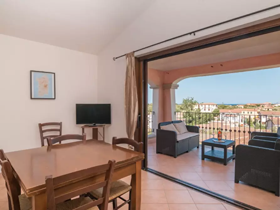 Immagine 8 di Appartamento in vendita  a Olbia