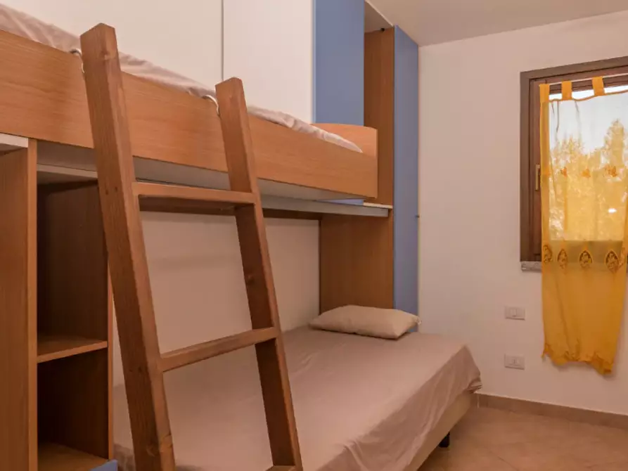 Immagine 13 di Appartamento in vendita  a Olbia