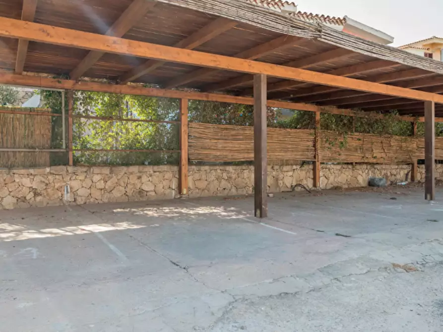 Immagine 18 di Appartamento in vendita  a Olbia