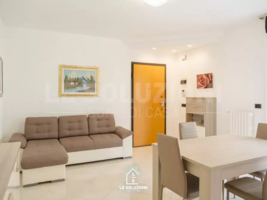 Immagine 5 di Appartamento in vendita  in Via Arturo Toscanini 1/D a Putignano