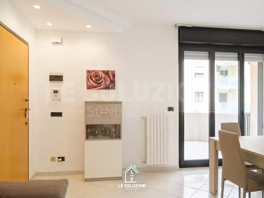 Immagine 7 di Appartamento in vendita  in Via Arturo Toscanini 1/D a Putignano