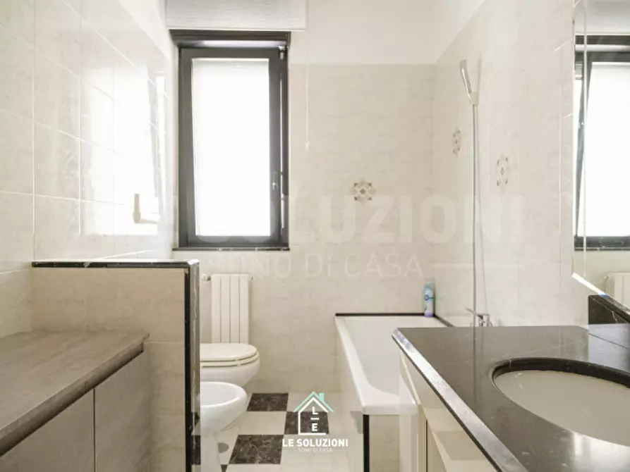 Immagine 27 di Appartamento in vendita  in Via Arturo Toscanini 1/D a Putignano