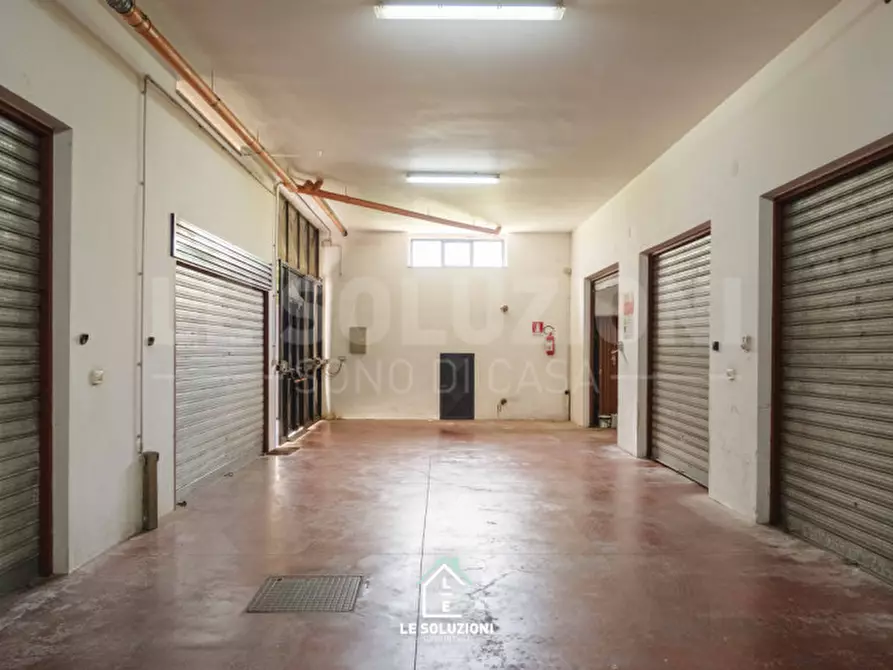 Immagine 34 di Appartamento in vendita  in Via Arturo Toscanini 1/D a Putignano