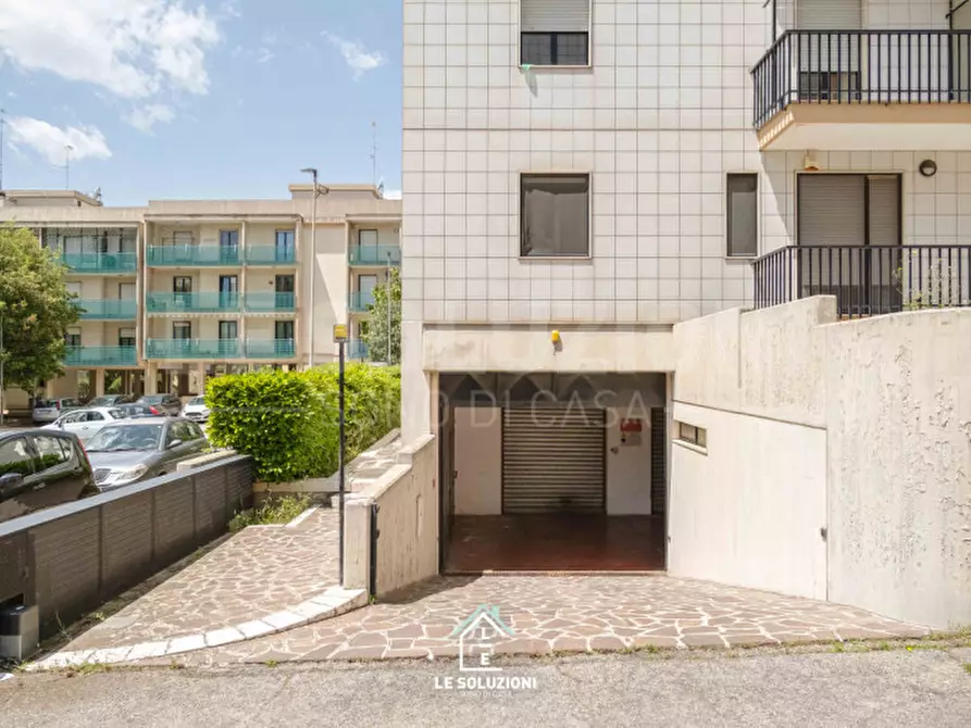 Immagine 37 di Appartamento in vendita  in Via Arturo Toscanini 1/D a Putignano