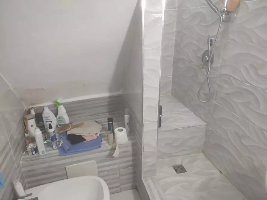 Immagine 20 di Appartamento in affitto  in gradini della piazzetta a Napoli