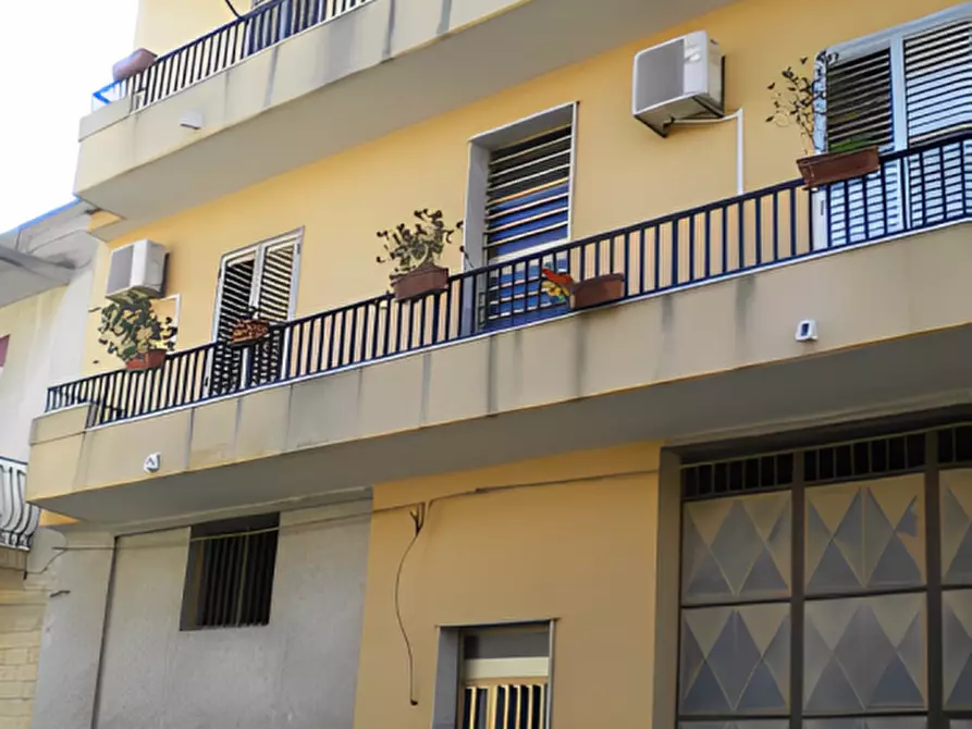 Immagine 3 di Appartamento in vendita  in Via Garibaldi n.259 a Acate