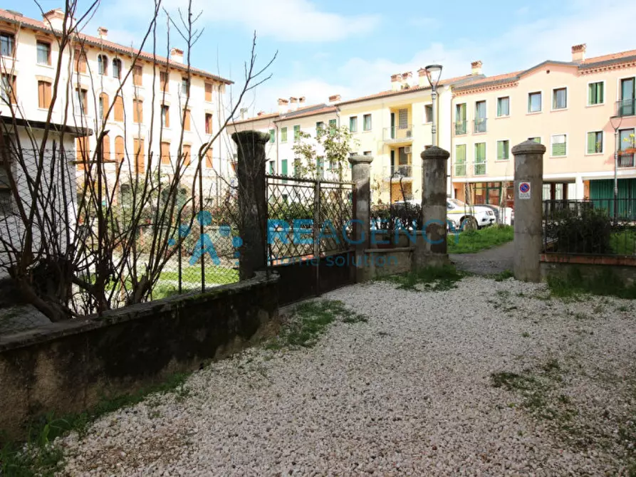 Immagine 5 di Rustico / casale in vendita  in Via Quattro Novembre a Marano Vicentino