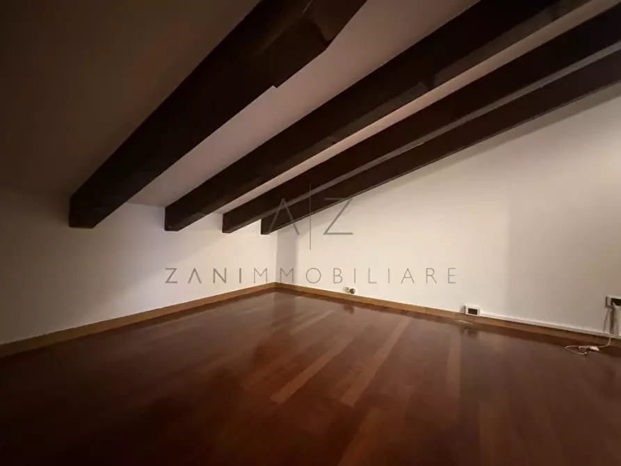 Immagine 17 di Appartamento in affitto  in piazza giorgione a Castelfranco Veneto